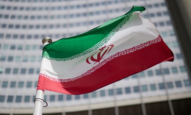 إيران